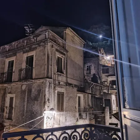 Gasthof La Casa Di Nonna Lucrezia 3*