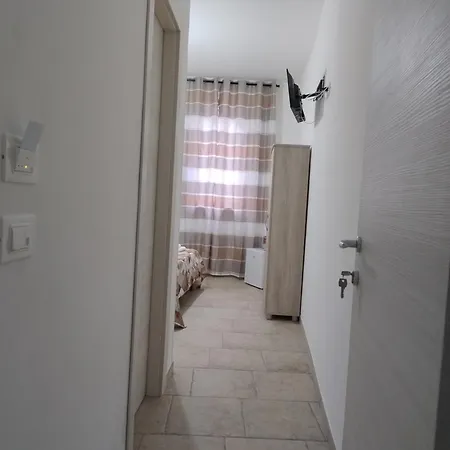 La Casa Di Nonna Lucrezia בית הארחה