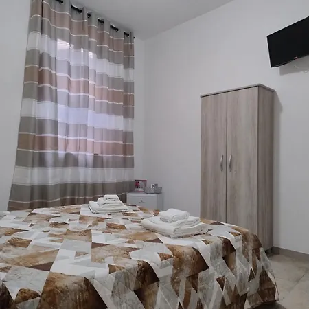 La Casa Di Nonna Lucrezia בית הארחה Orsomarso